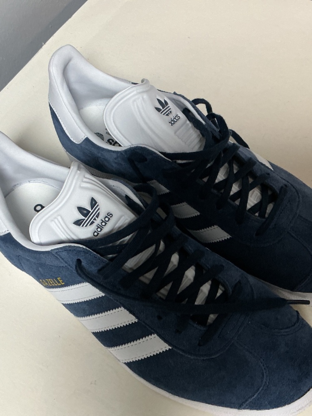 Adidas Gazelle Shoes Men’s Size 11 Blue Suede Low Top Casual Sneakers - Picture 2 of 7